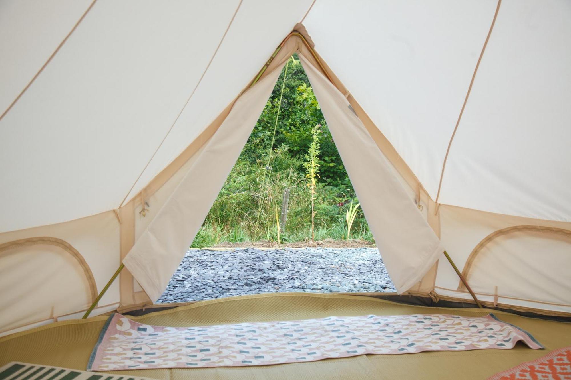 Glamping Meadow Bell Tent Stithians Exterior foto